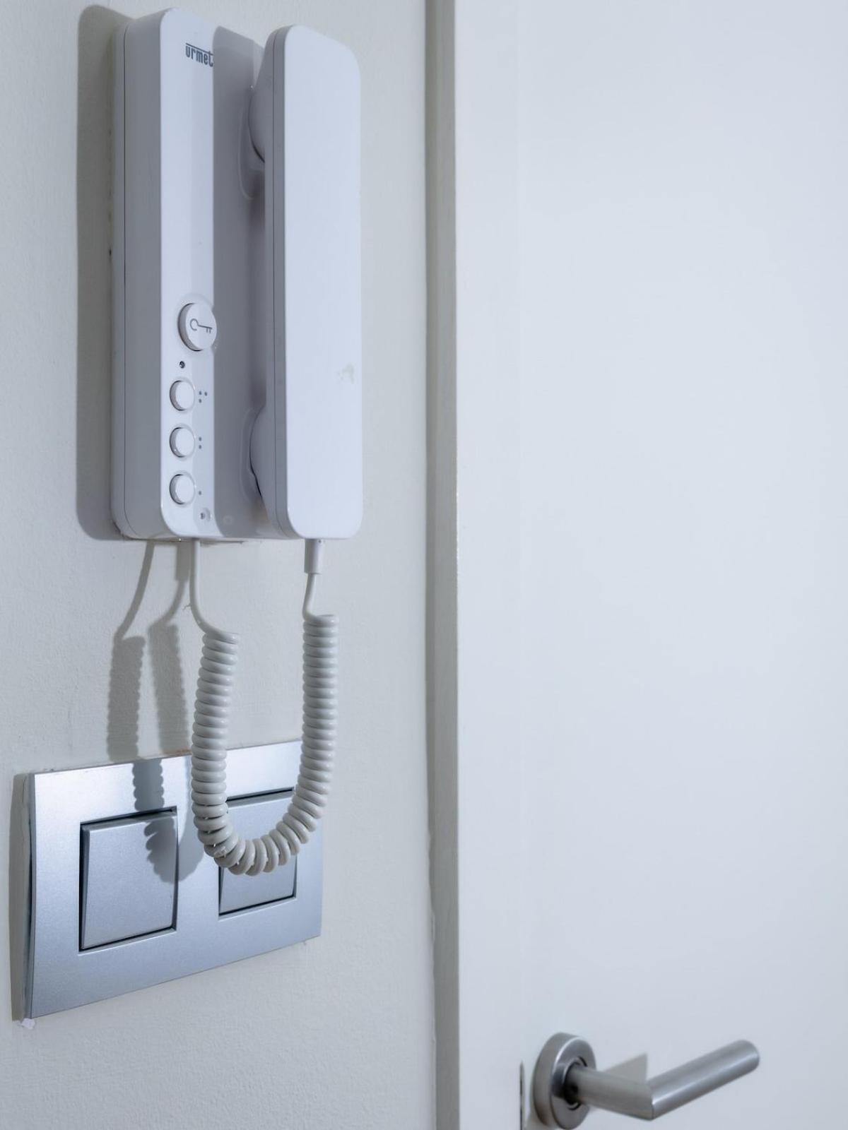 Apartment Cozy - Downtown - 2 Min From Metro - 201 *