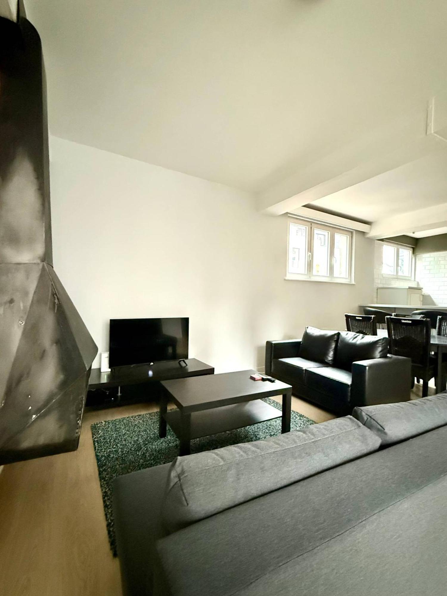 3 Min To The Grand-place 6 Min To Manneken Pis & Sleeps 6 Apartment