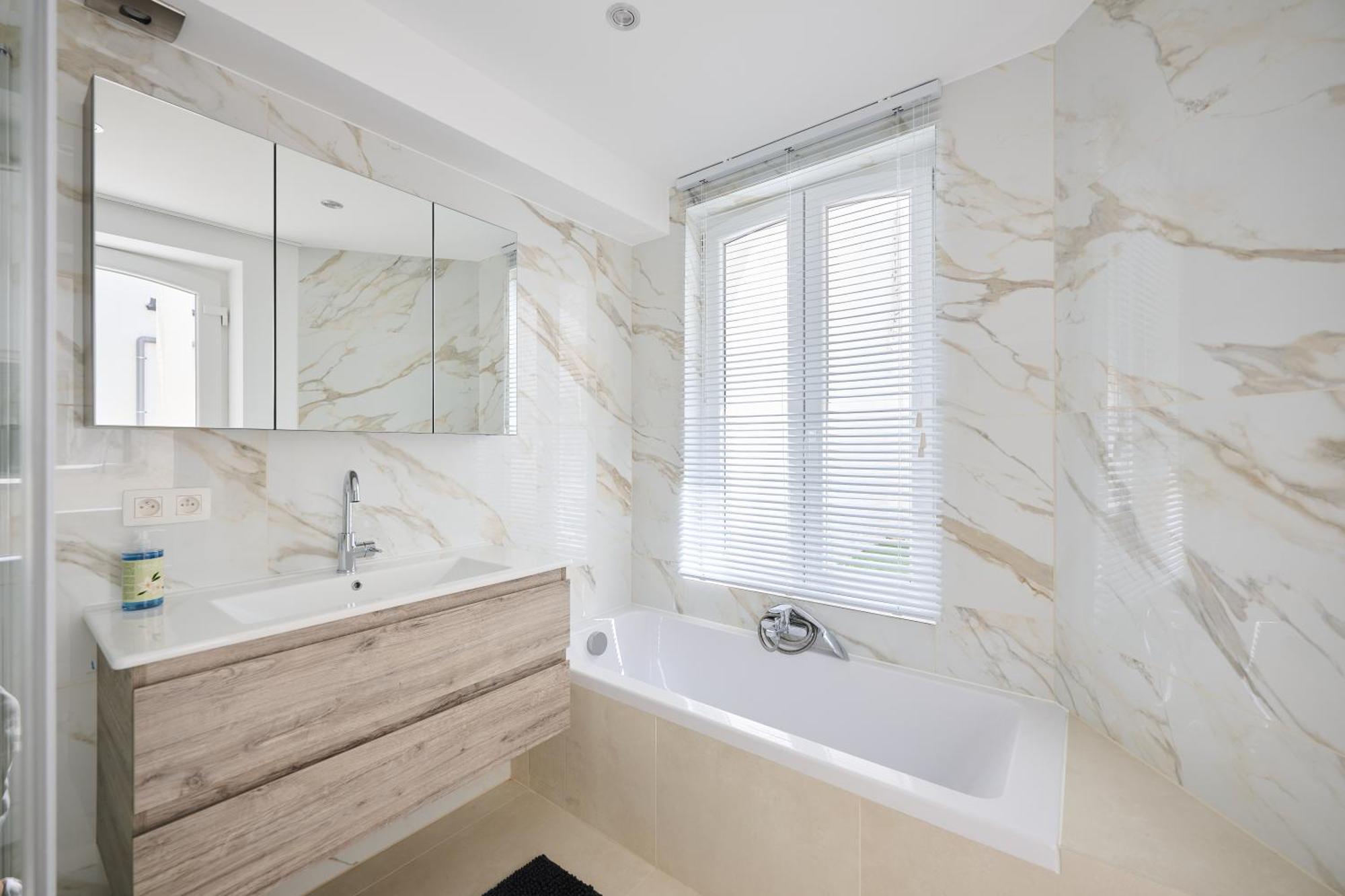 Toison D'or & Saunna 2