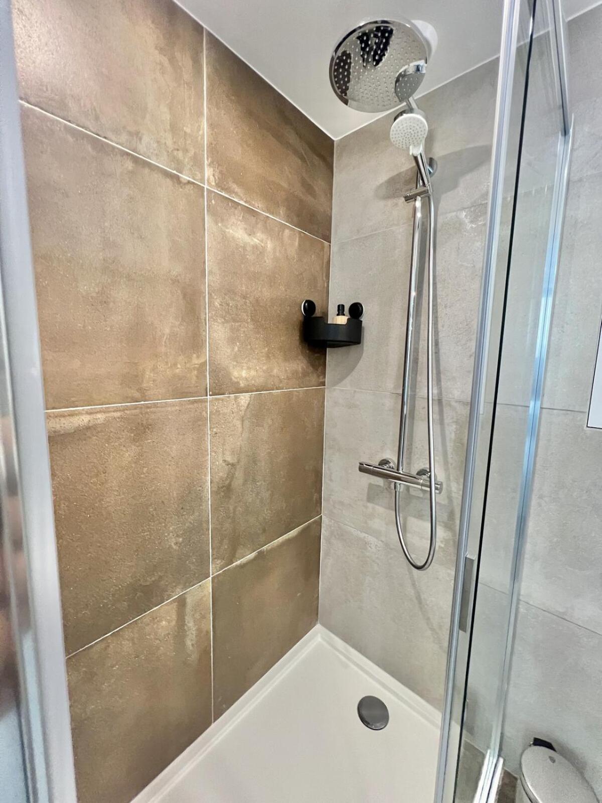 Apartment Modern & Elegant Near Montgomery Brussels