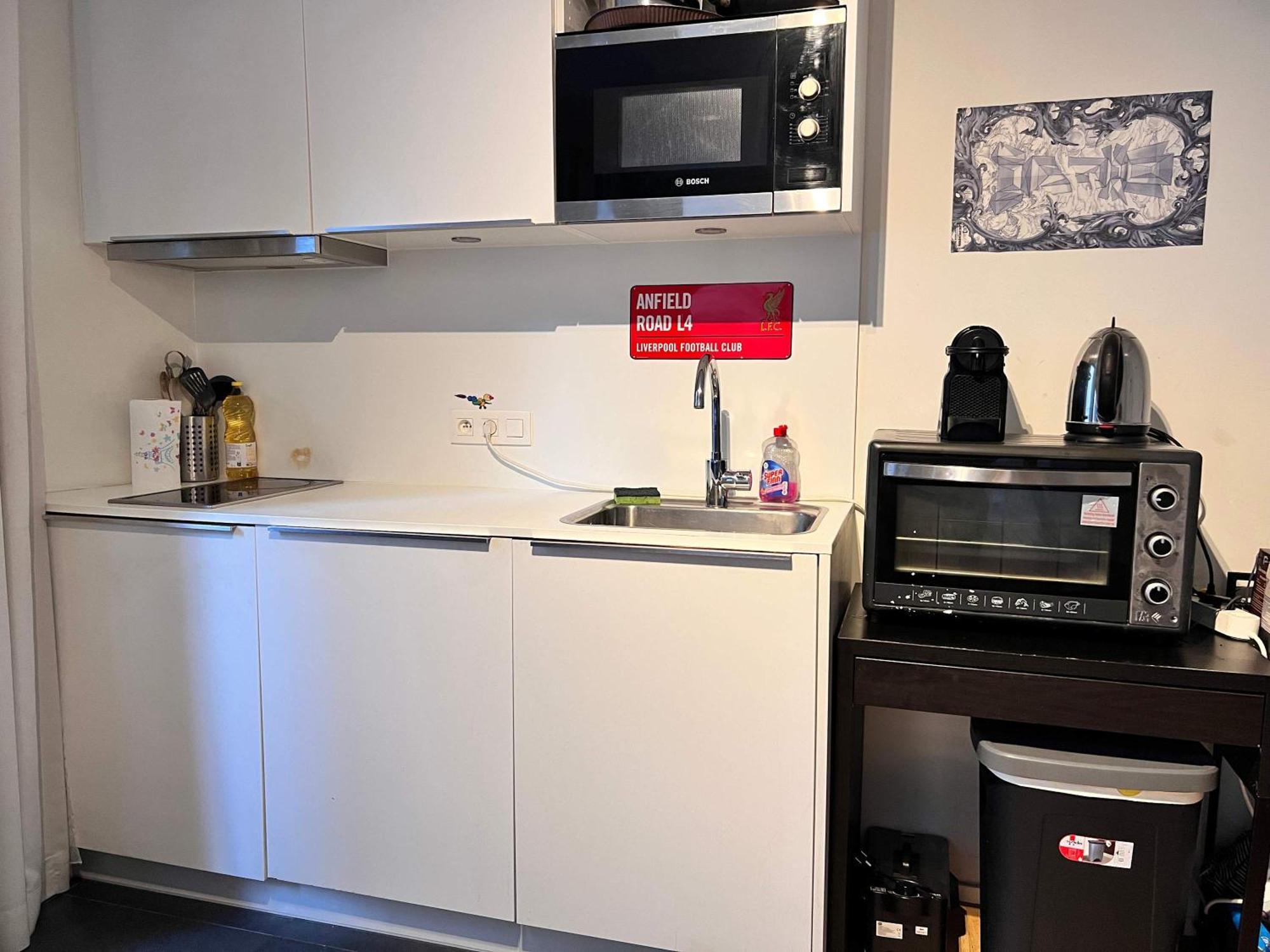 Apartment Lovely With Balcony By Grand Place For 4 Brussels