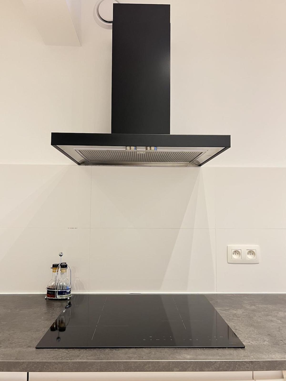 Modern & Elegant Near Montgomery Apartment *