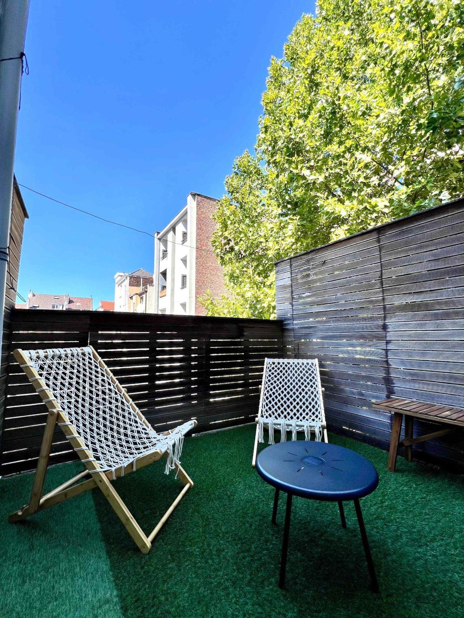 Cosy Family For Up To 9 Guests Near Midi Station *