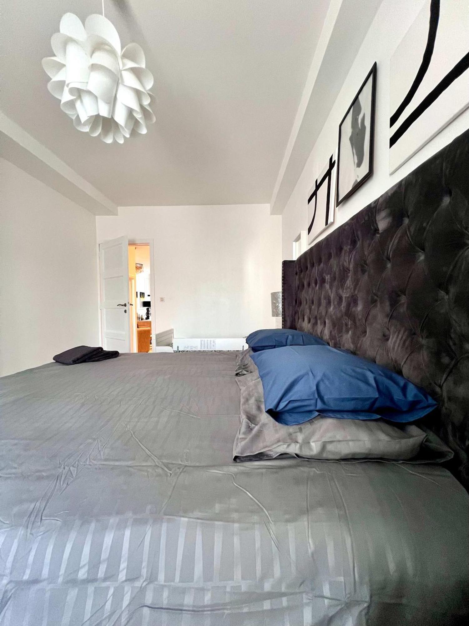 Apartment Cosy Family For Up To 9 Guests Near Midi Station *