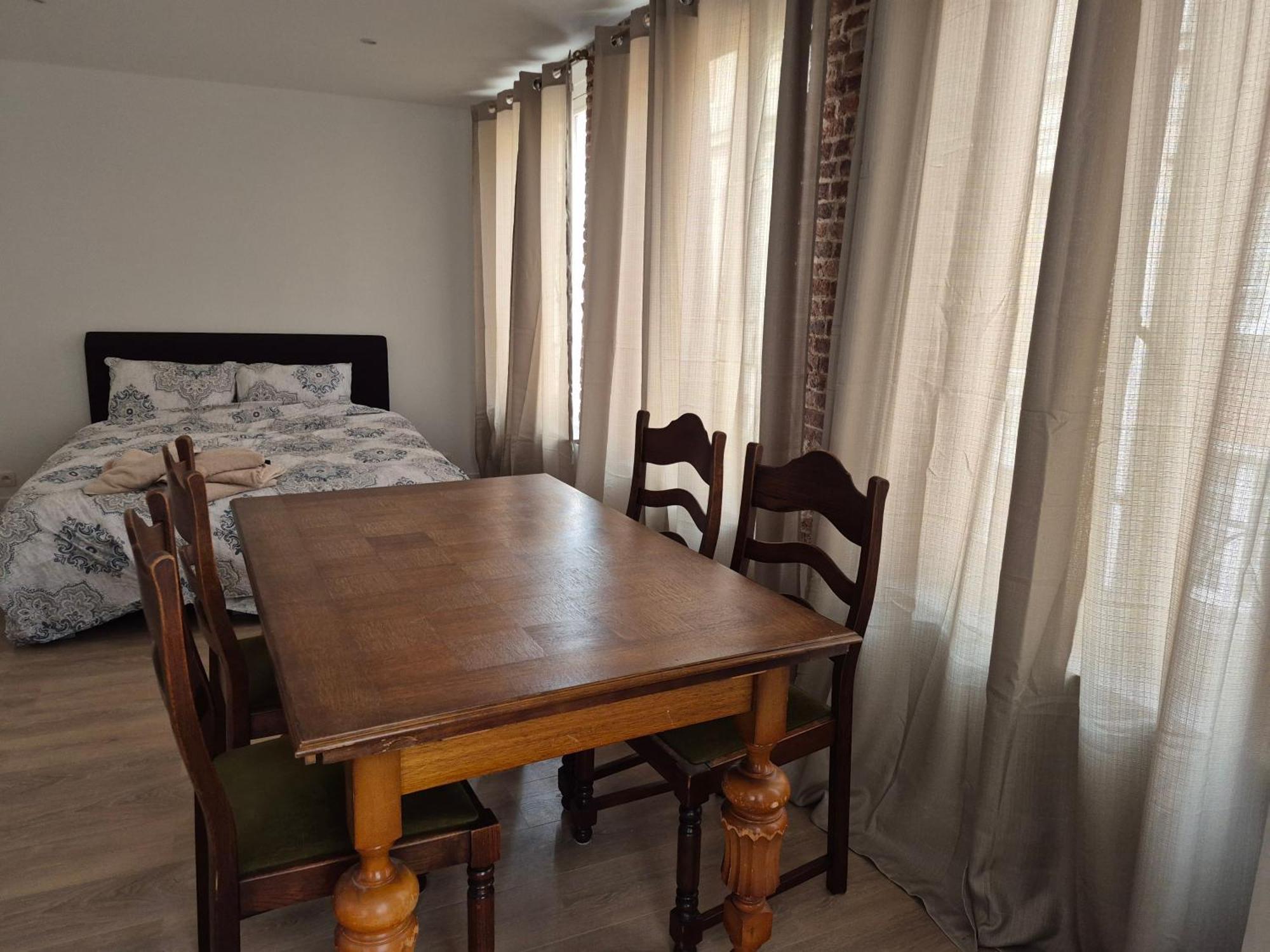 Les Pieds A La Grande Place * Brussels