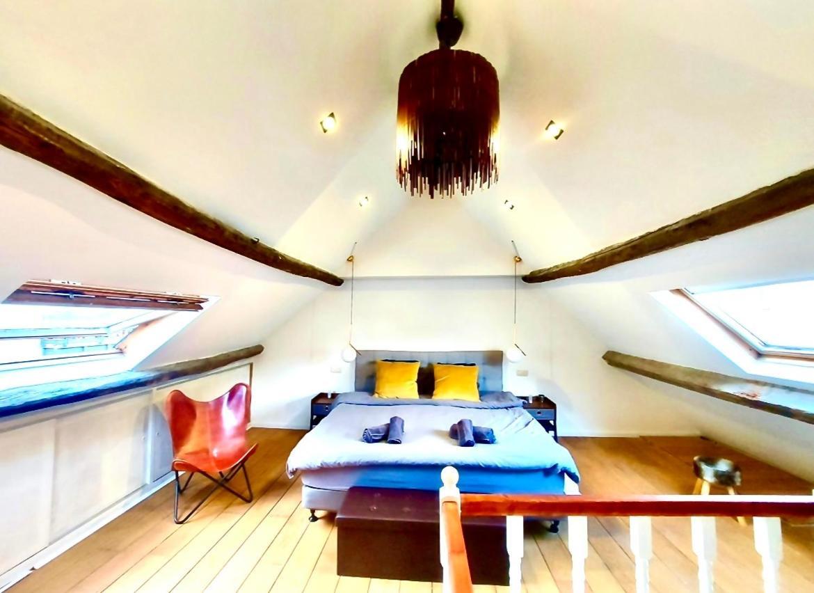 Beautiful Duplex In The Center Of Apartment