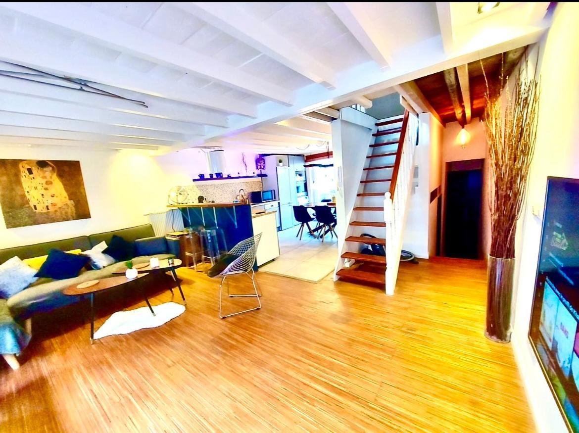 Apartment Beautiful Duplex In The Center Of