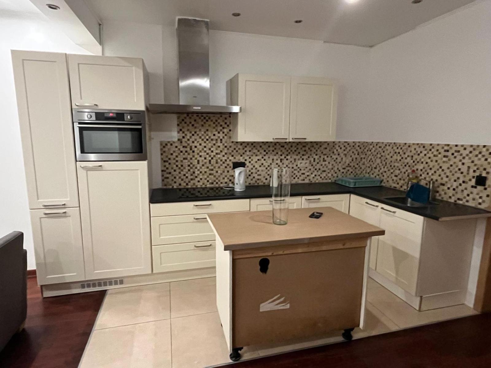 A Soothing Nest * Brussels