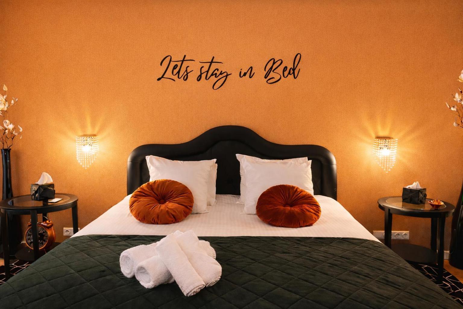 Luxury Loft Duplex Penthouse Of 190m2 & Free Parking ! * Brussels