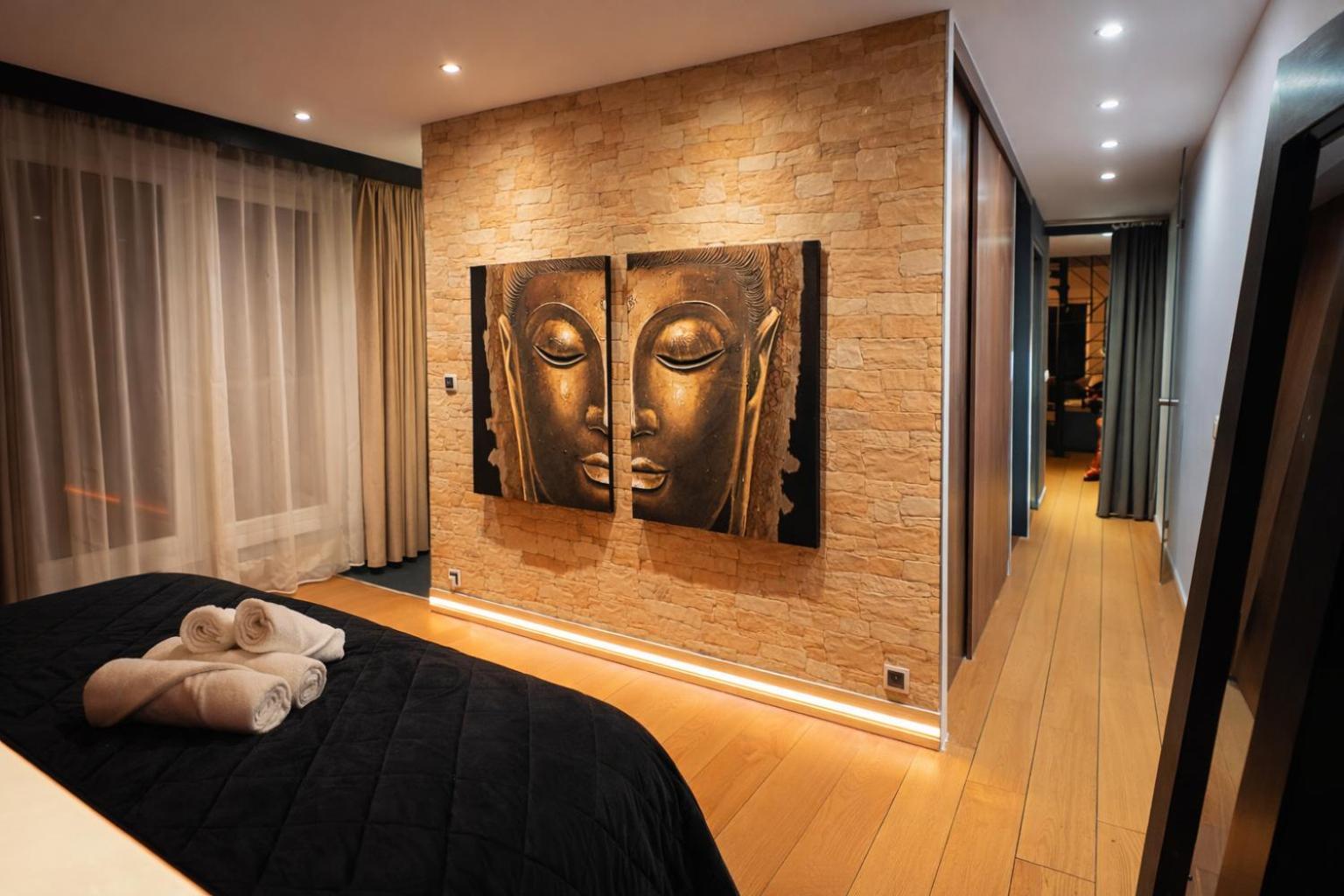 Luxury Loft Duplex Penthouse Of 190m2 & Free Parking ! Brussels