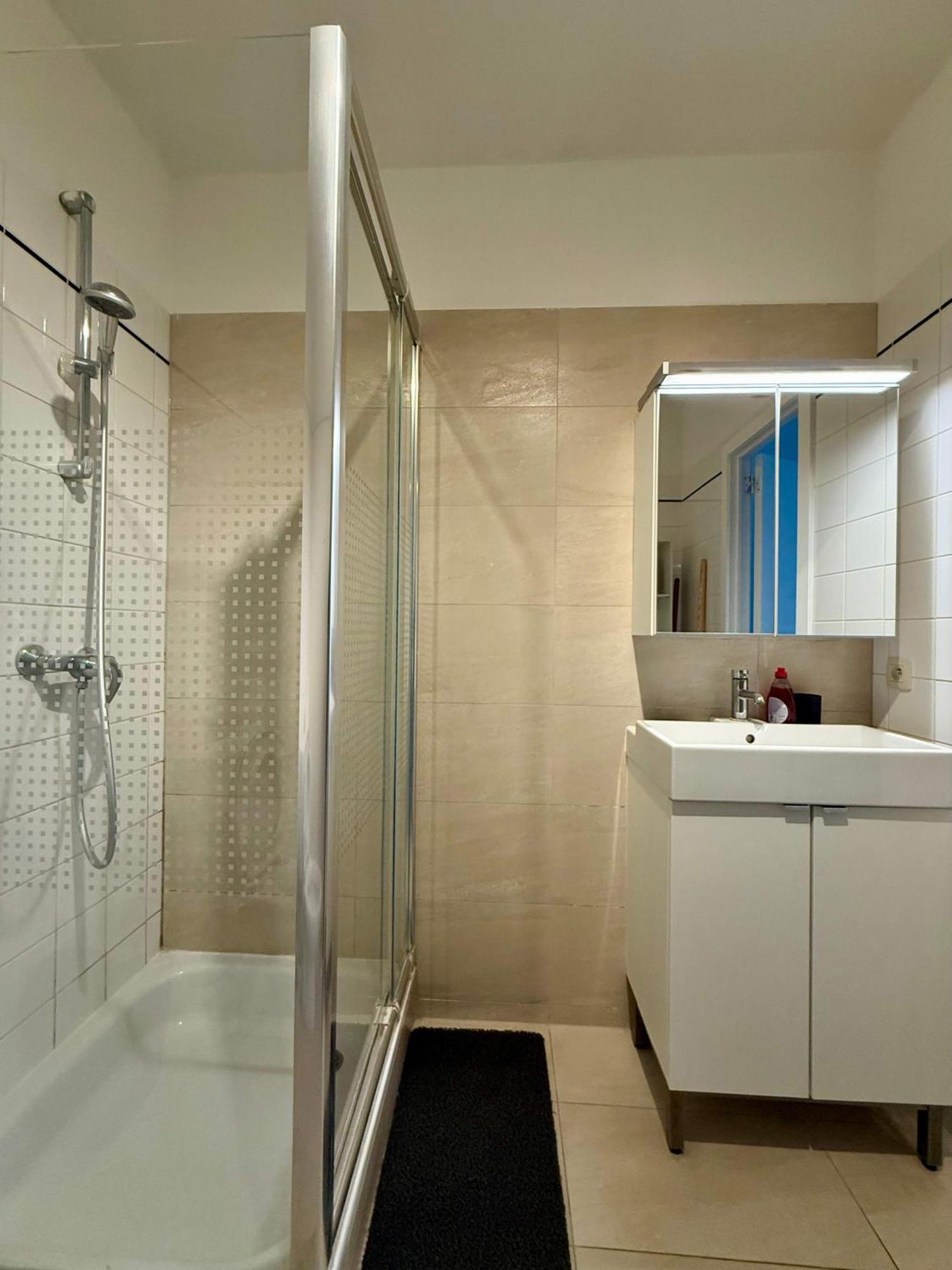 Apartment Elegant Close To The European Parliament