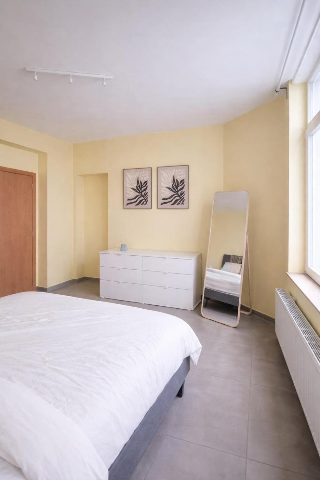 Apartment Spacious 2br Near Grand Place3 *