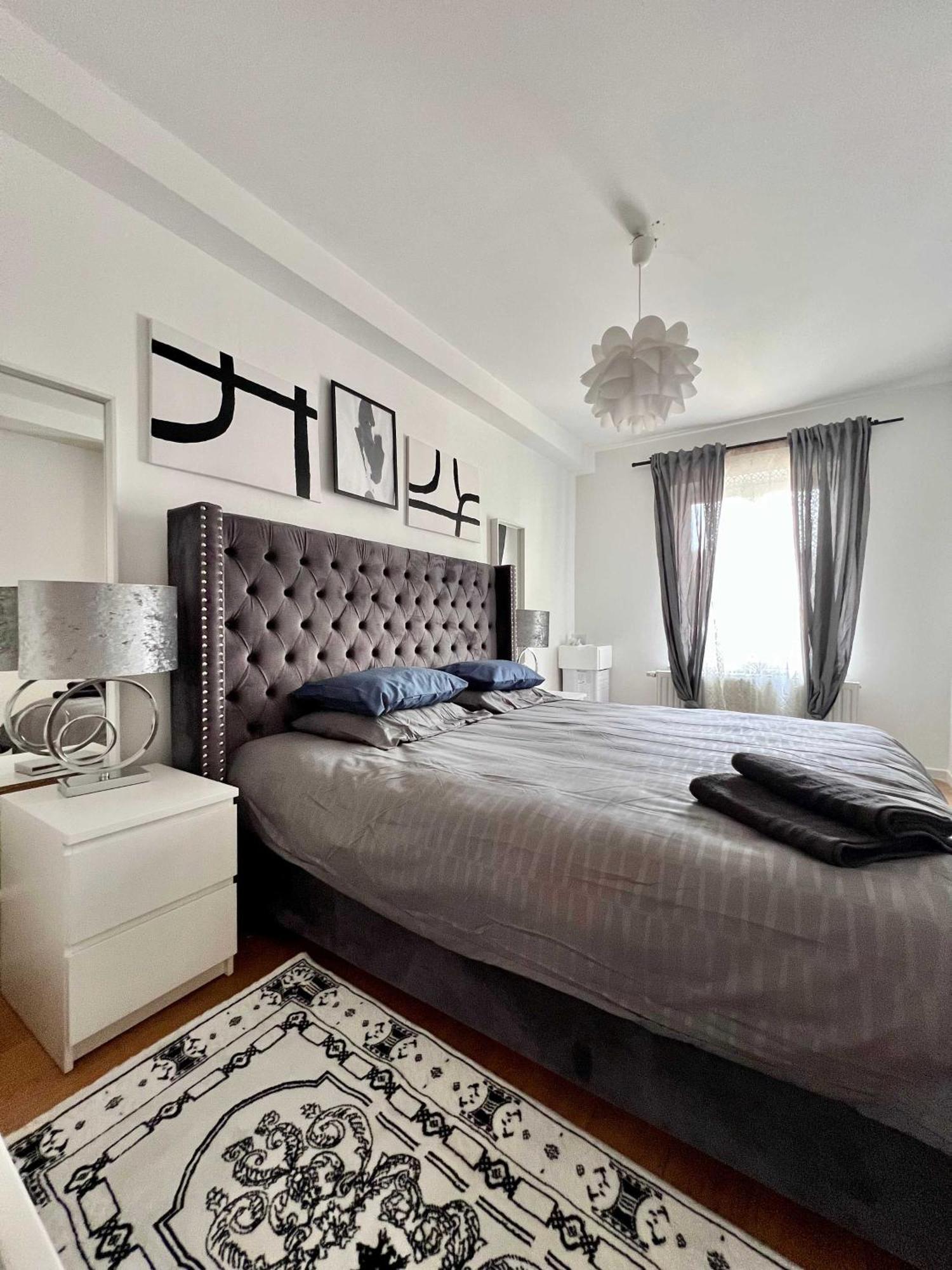 Apartment Family Cosy For Up To 9 Guests Near Midi Station