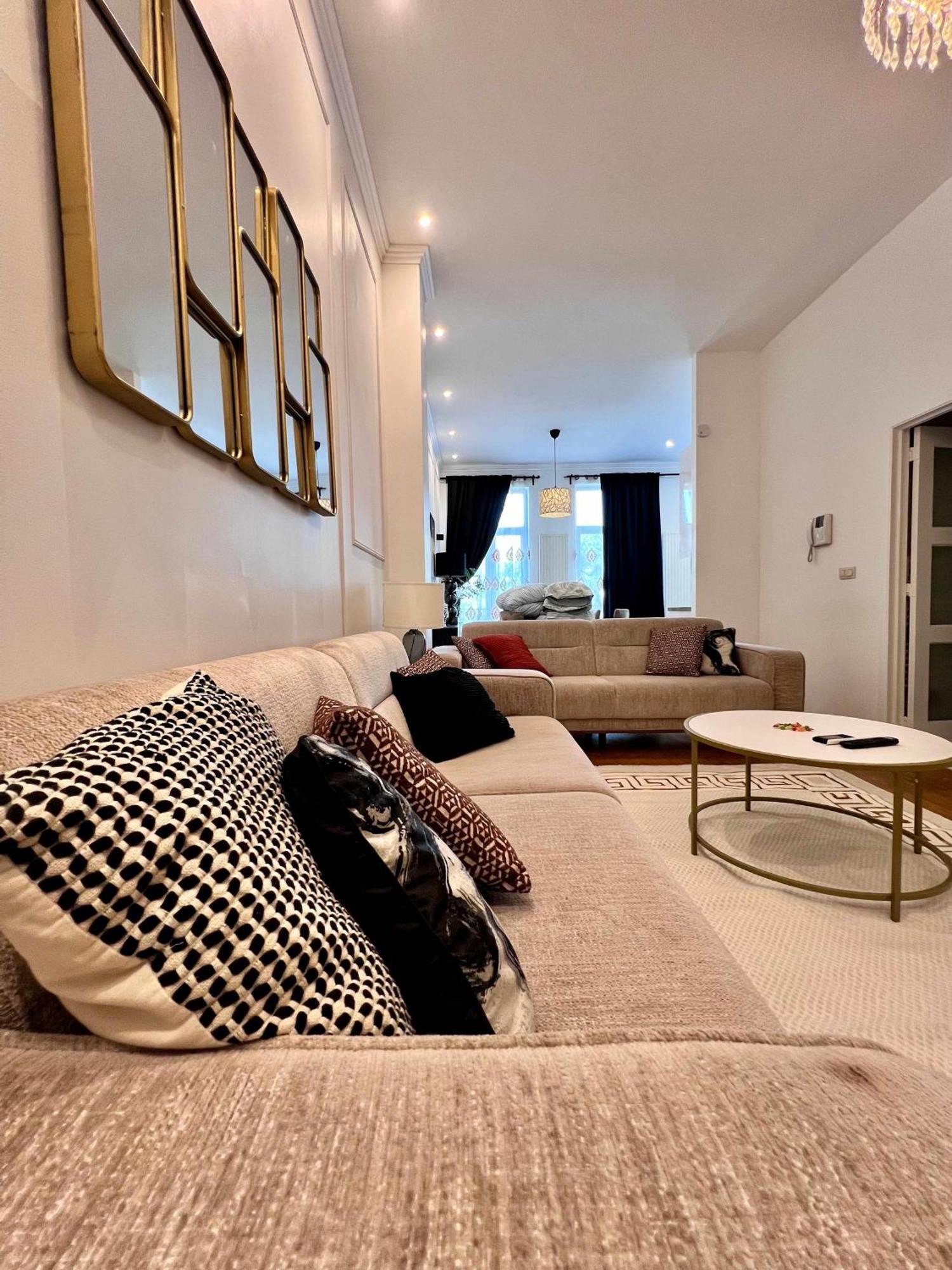 Apartment Family Cosy For Up To 9 Guests Near Midi Station *