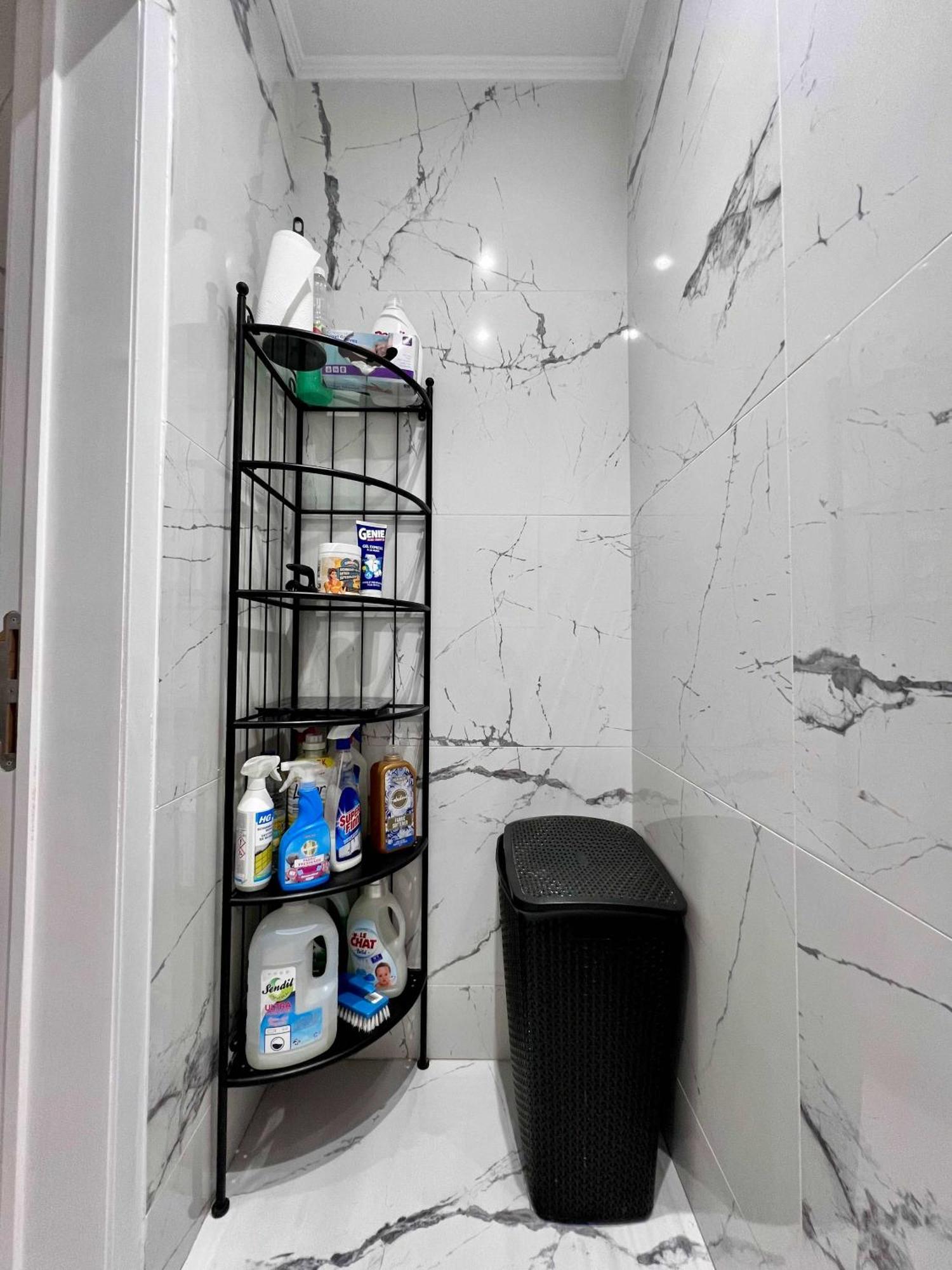 Apartment Family Cosy For Up To 9 Guests Near Midi Station