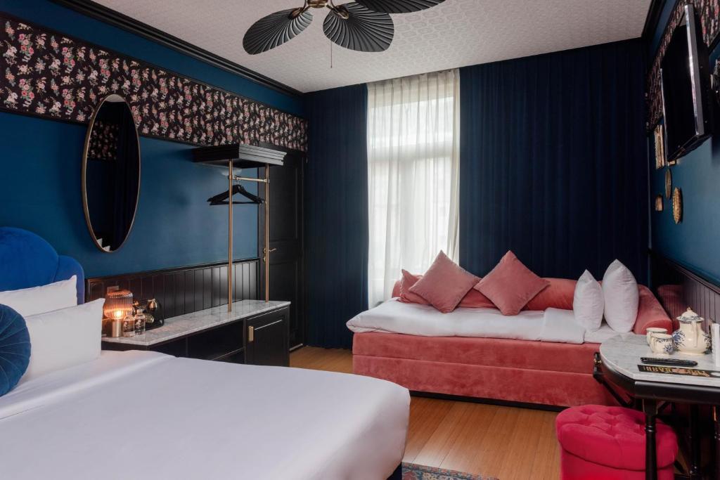 Hotel Craves