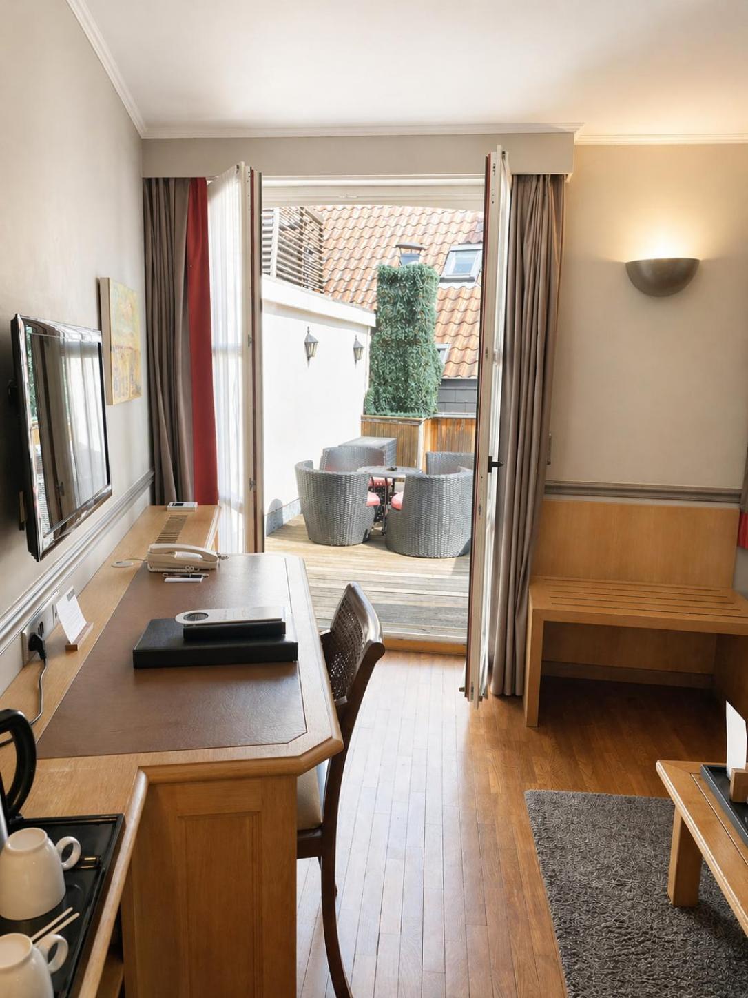 Hotel Le Dixseptieme 4*