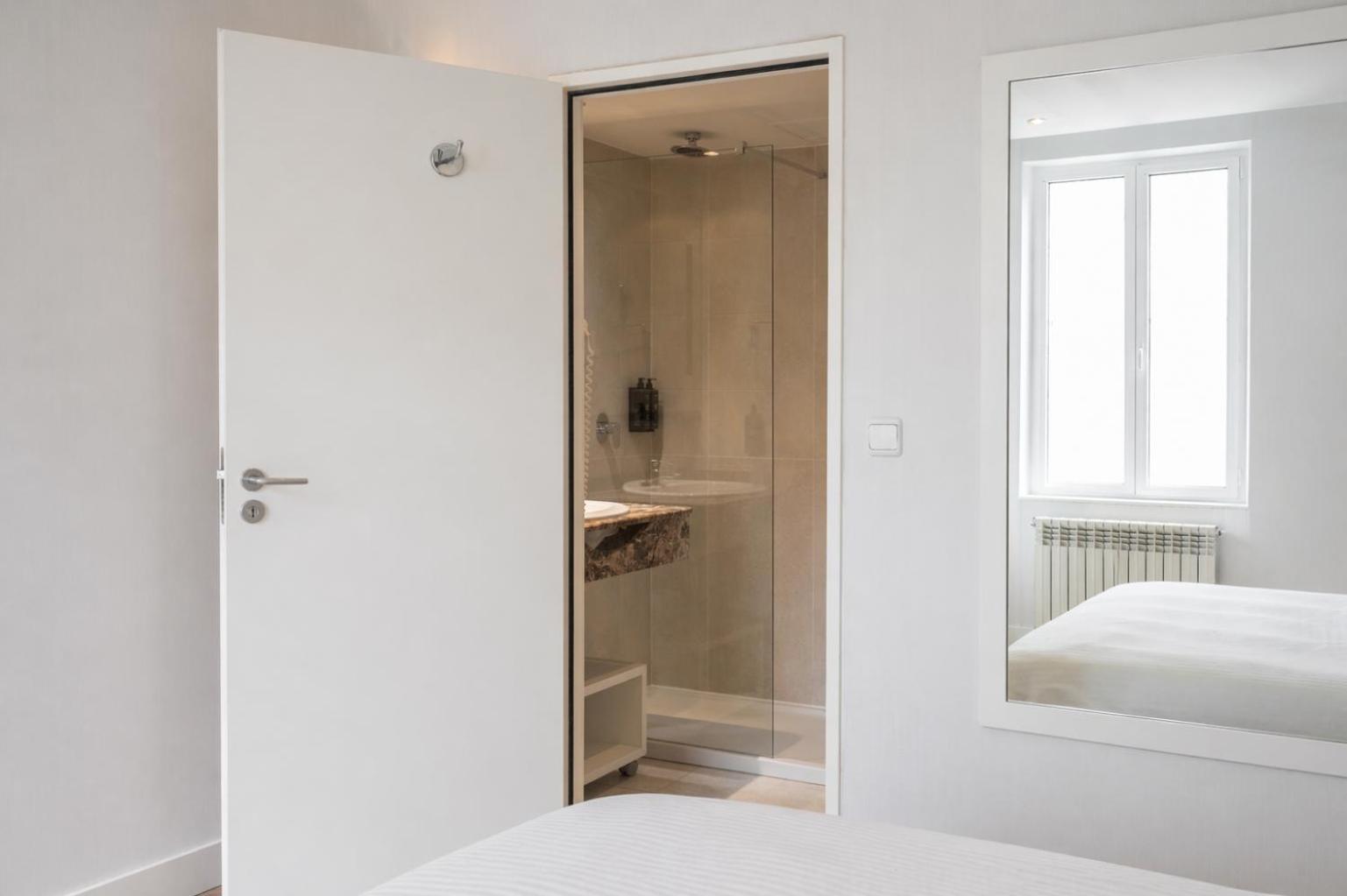 Latroupe Grand Place Hotel *