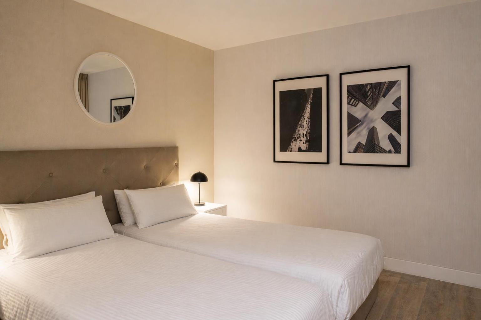 Latroupe Grand Place Hotel *