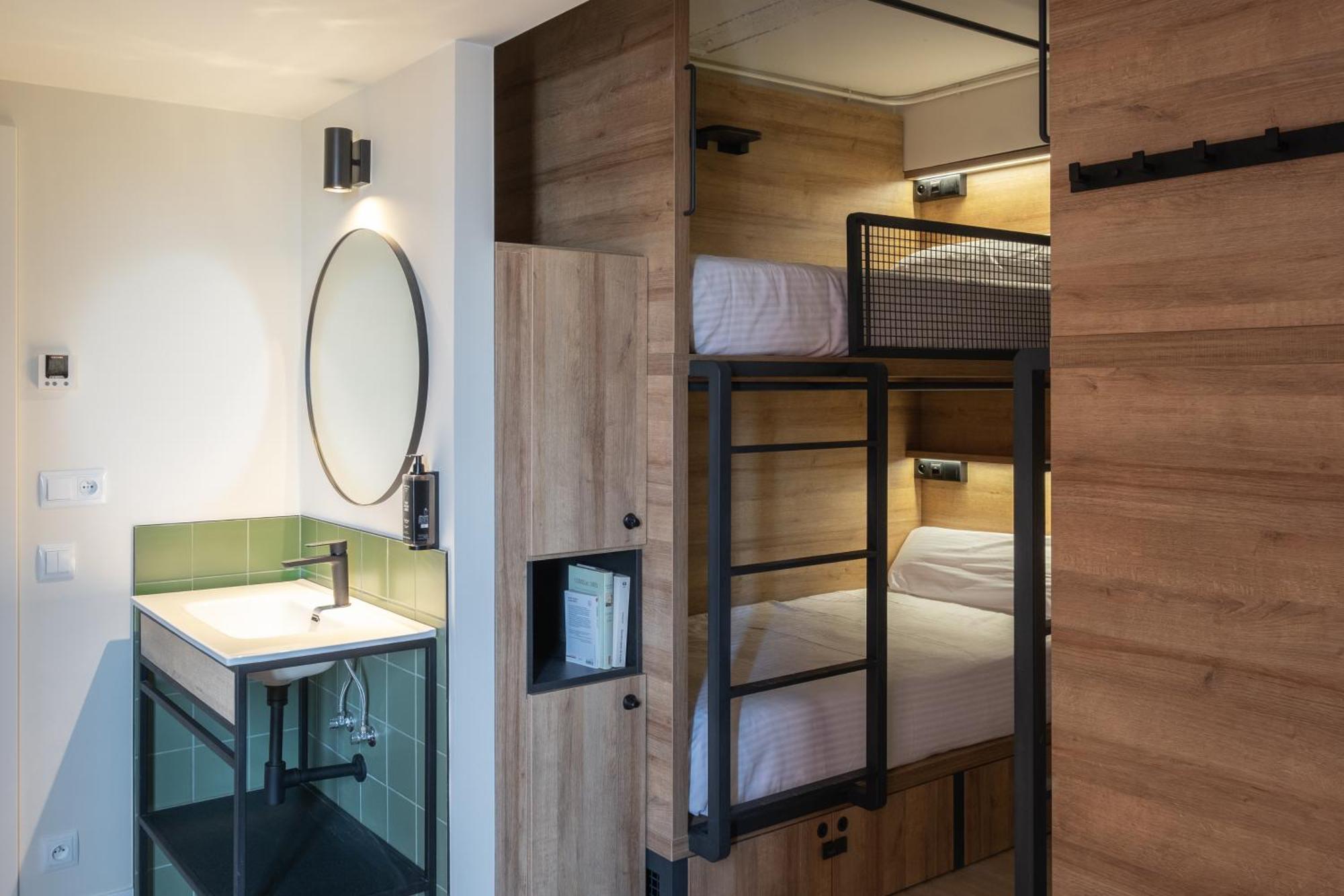Latroupe Grand Place Hotel Brussels