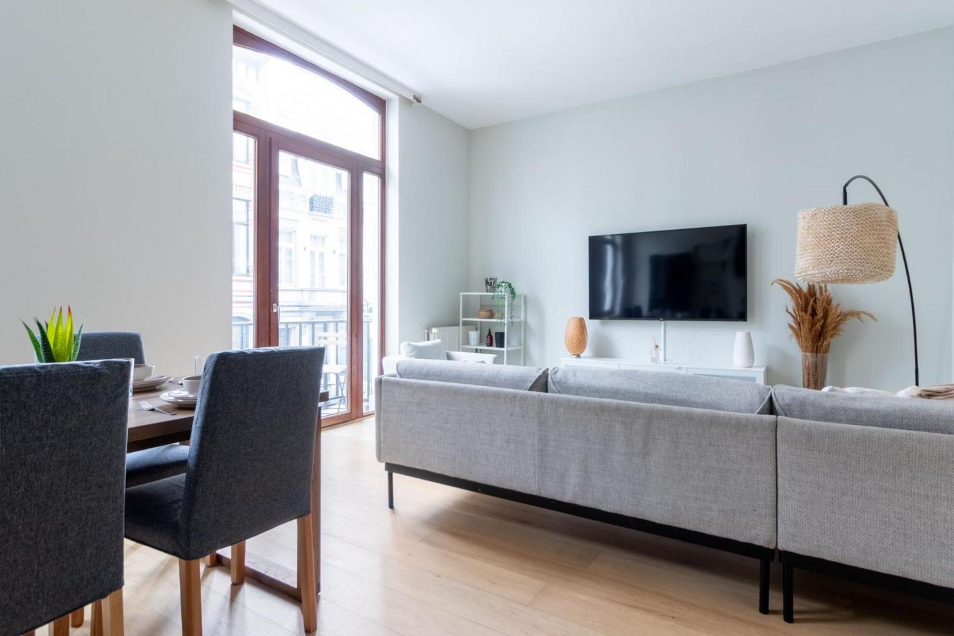 Bright Near Eu Quarter & Schuman Metro Apartment *
