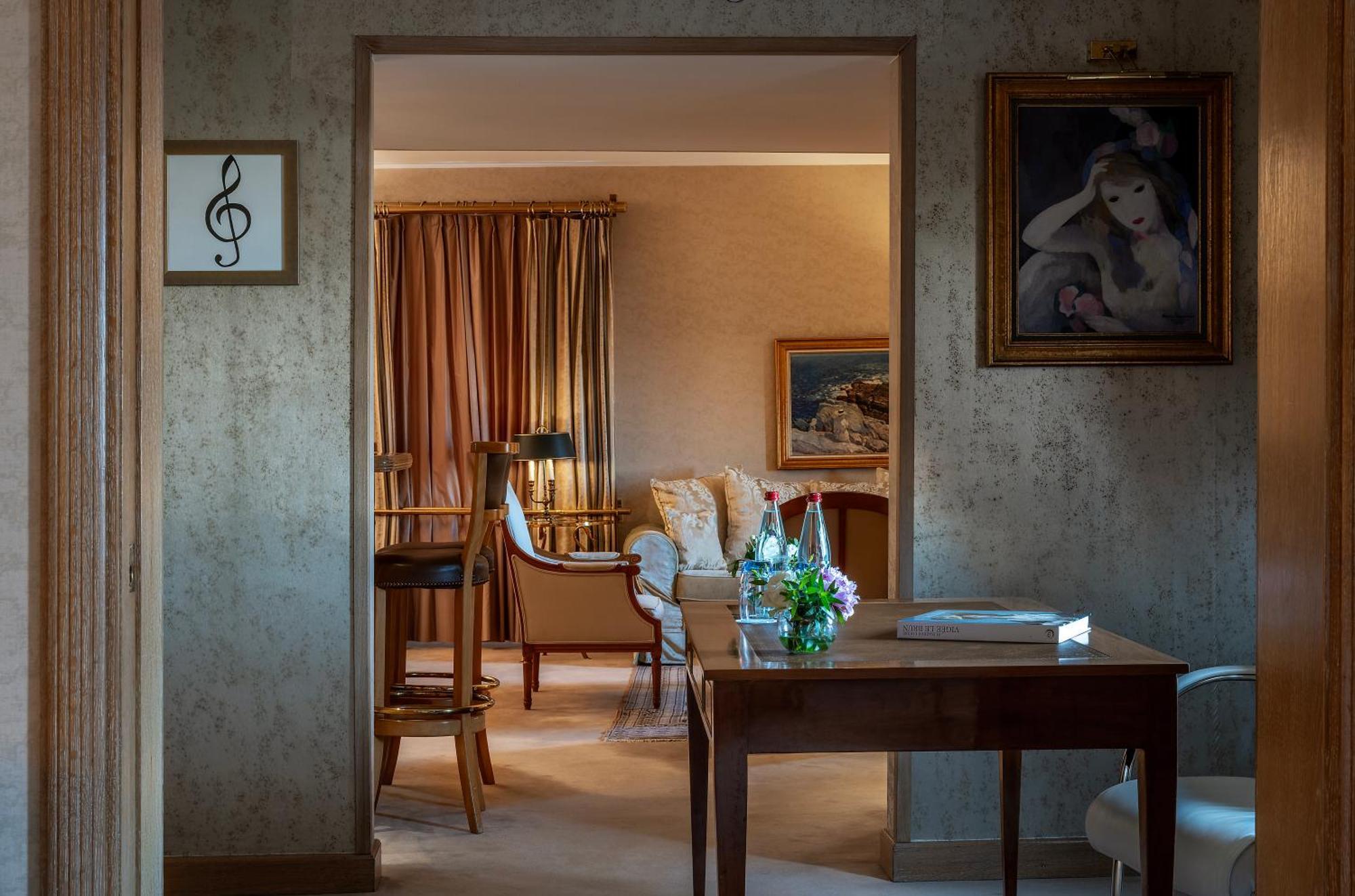 Hotel Warwick Grand-place 4*