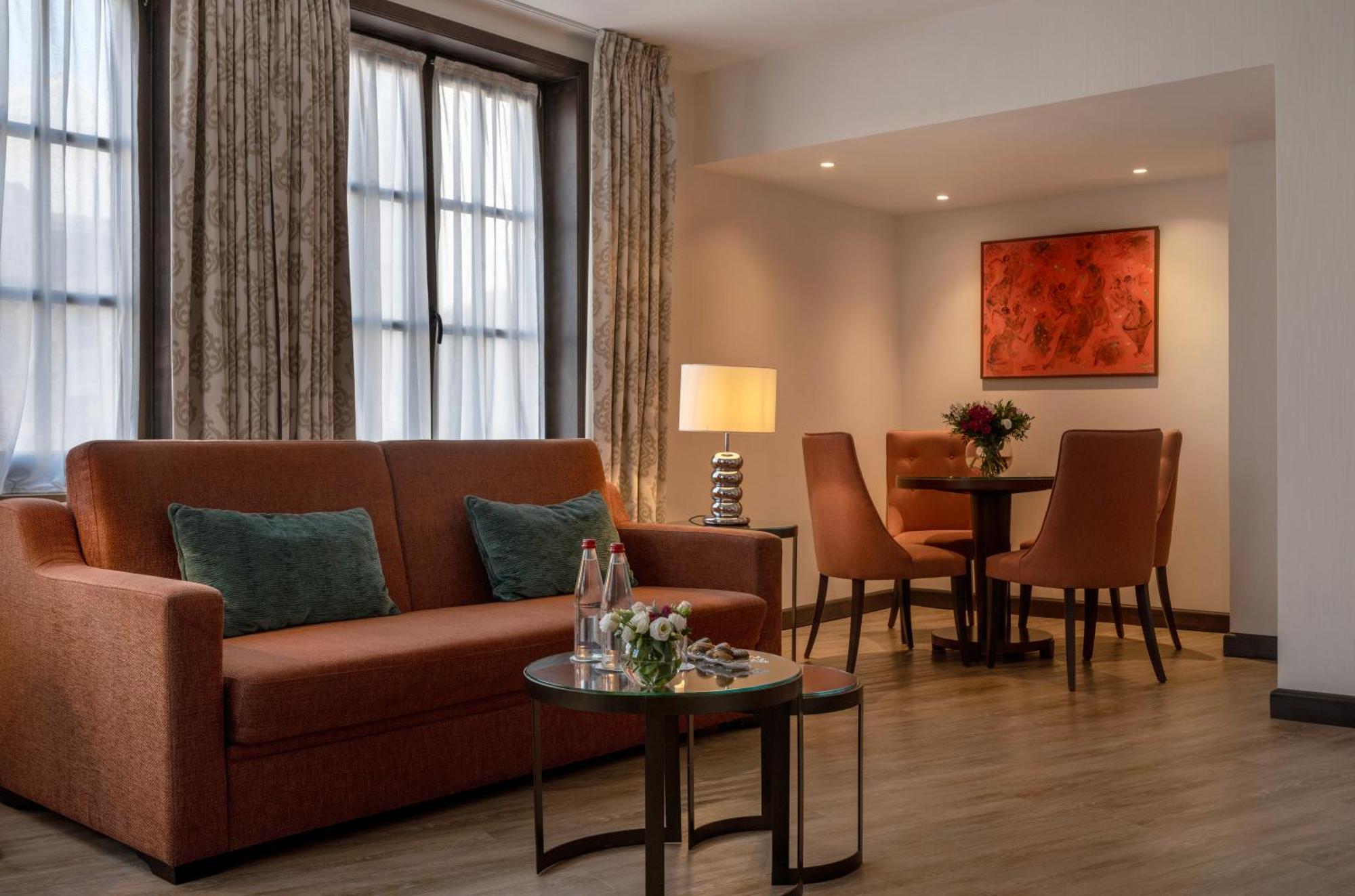 Warwick Grand-place Hotel 4*