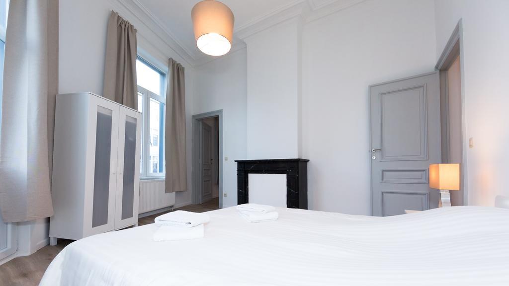 Louise Chatelain Apartment *