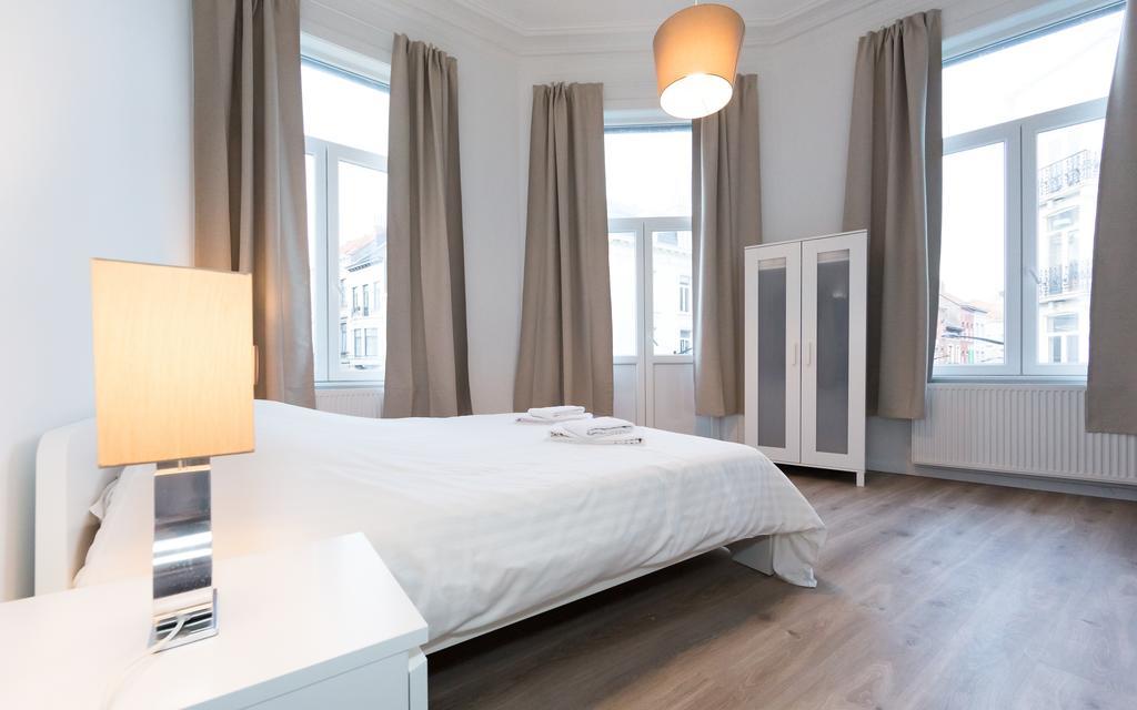 Louise Chatelain Apartment *