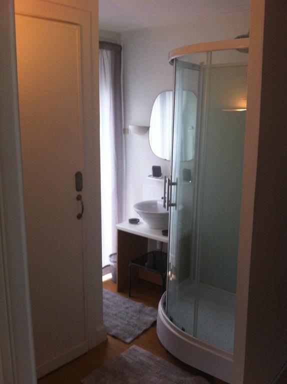 Hotel 18 *