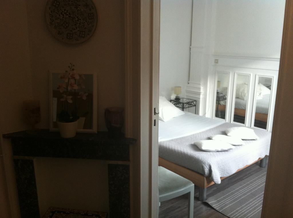 Hotel 18 *