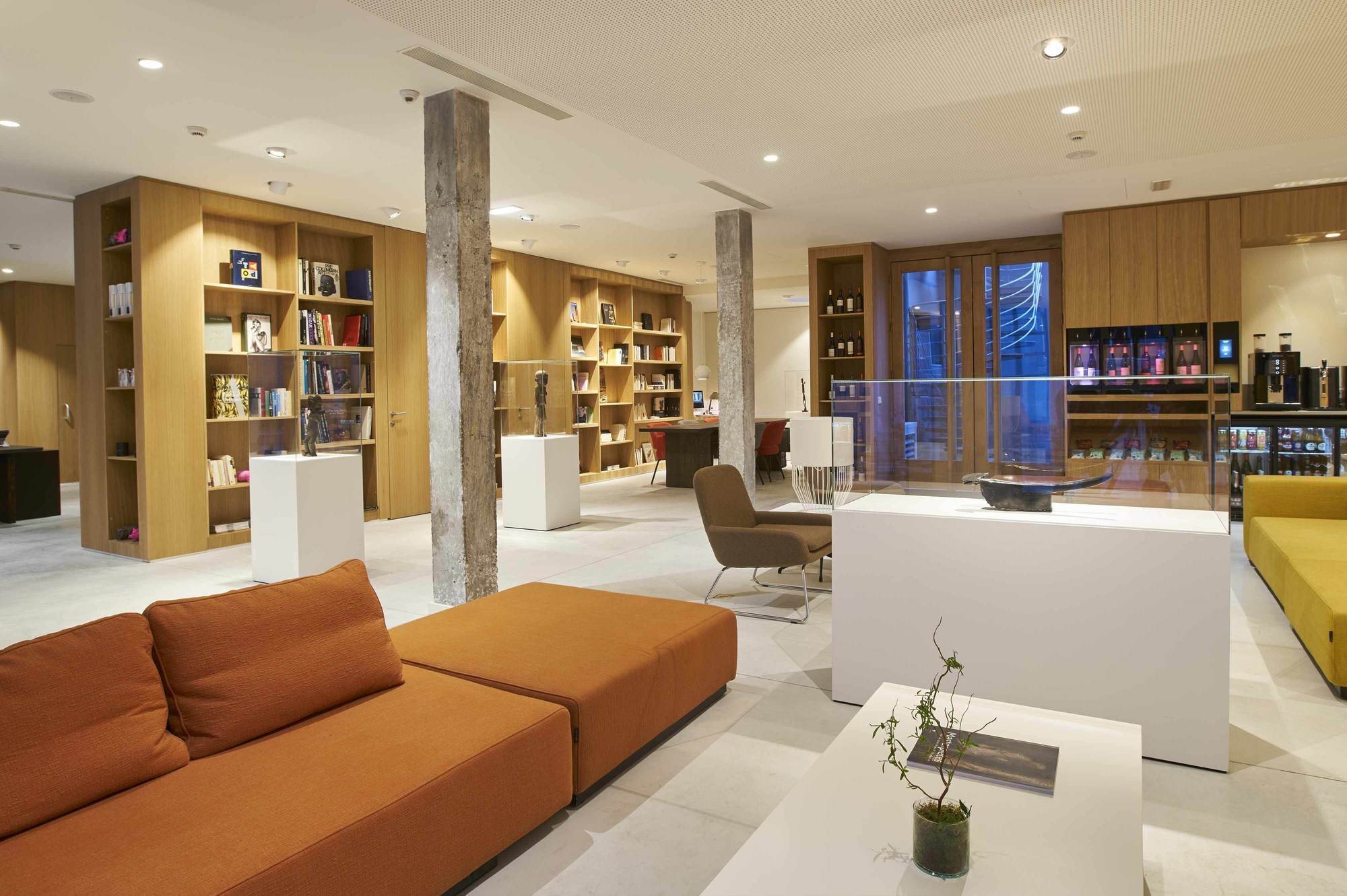 Khách sạn 9hotel Sablon 4*