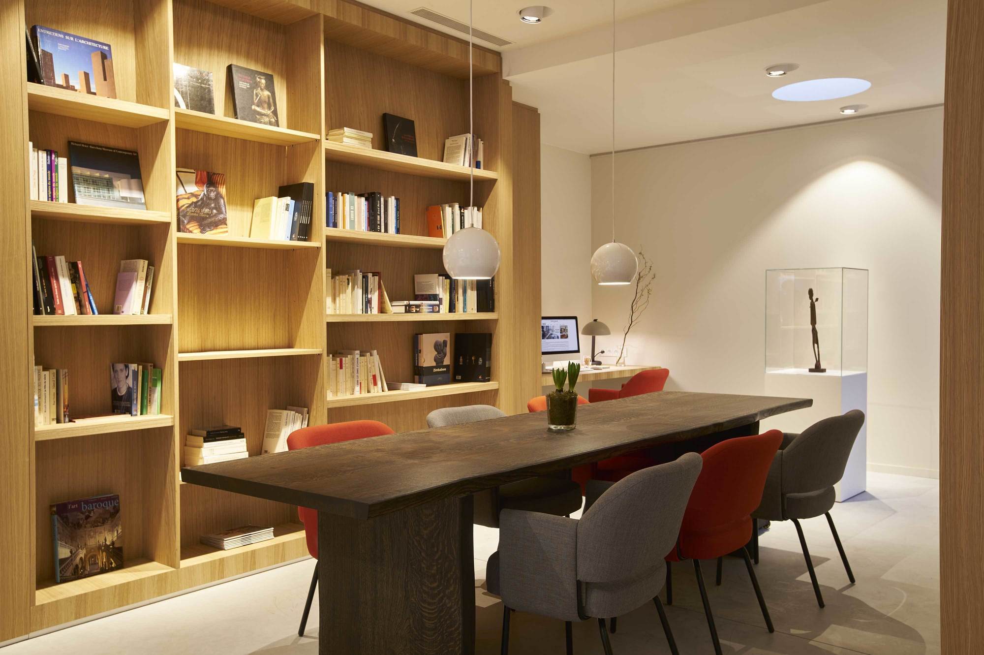 Khách sạn 9hotel Sablon 4*