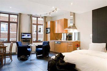 Azimut Flathotel Aparthotel