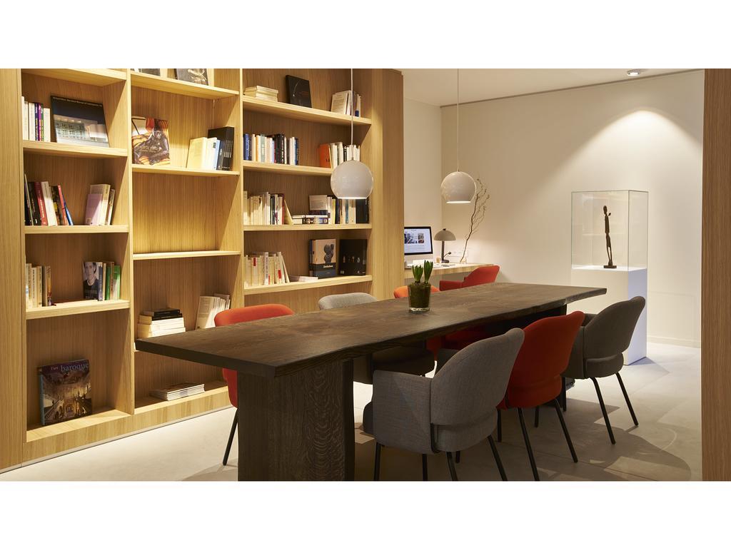 Khách sạn 9hotel Sablon Brussels
