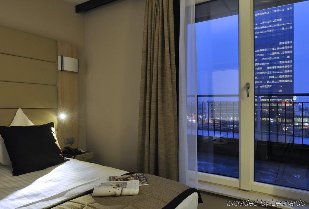 Novotel Brussels Centre Midi Saint-Gilles