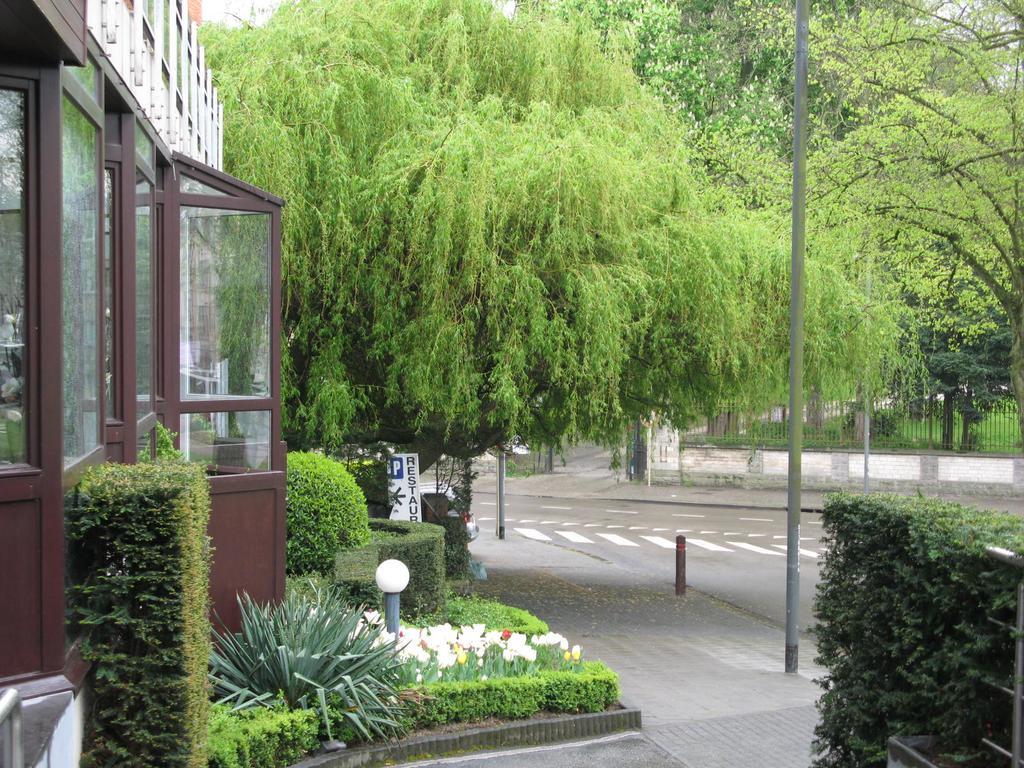 Western County House Saint-Gilles