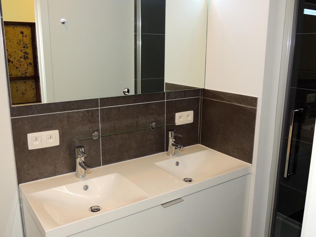 Khách sạn hẻo lánh Chambon Suites