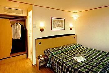 Hotel Dc & Restaurant South 3*