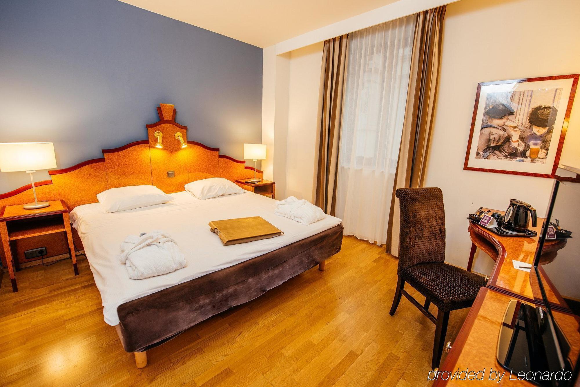 Numa Royal Galleries Hotel 4*