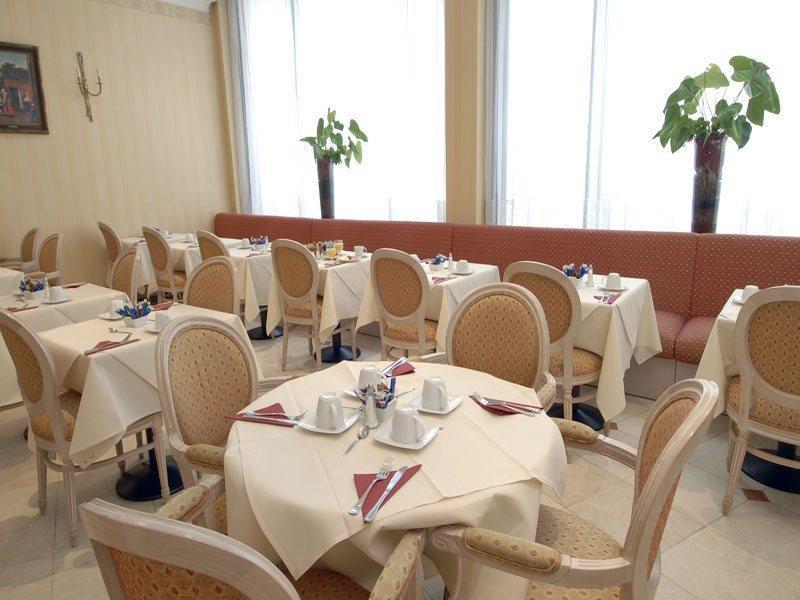 Hotel 9hotel 3*