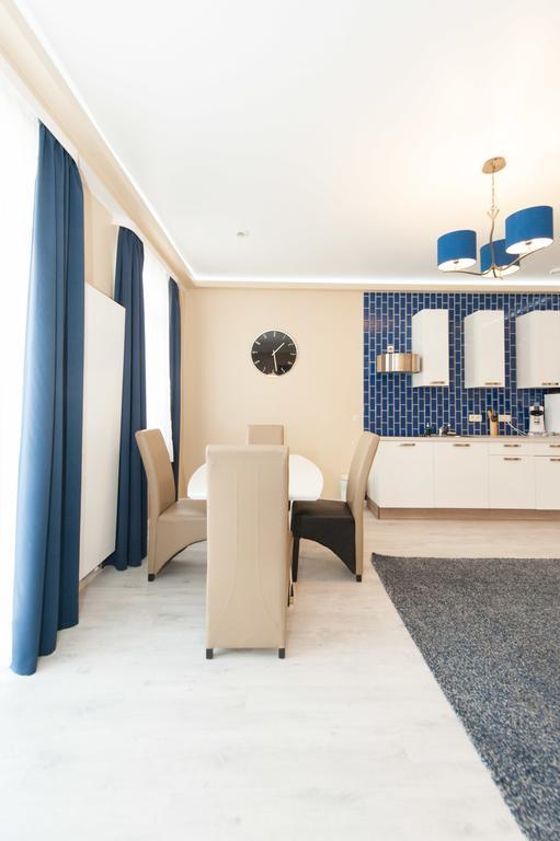 Aparthotel De France 1 2*