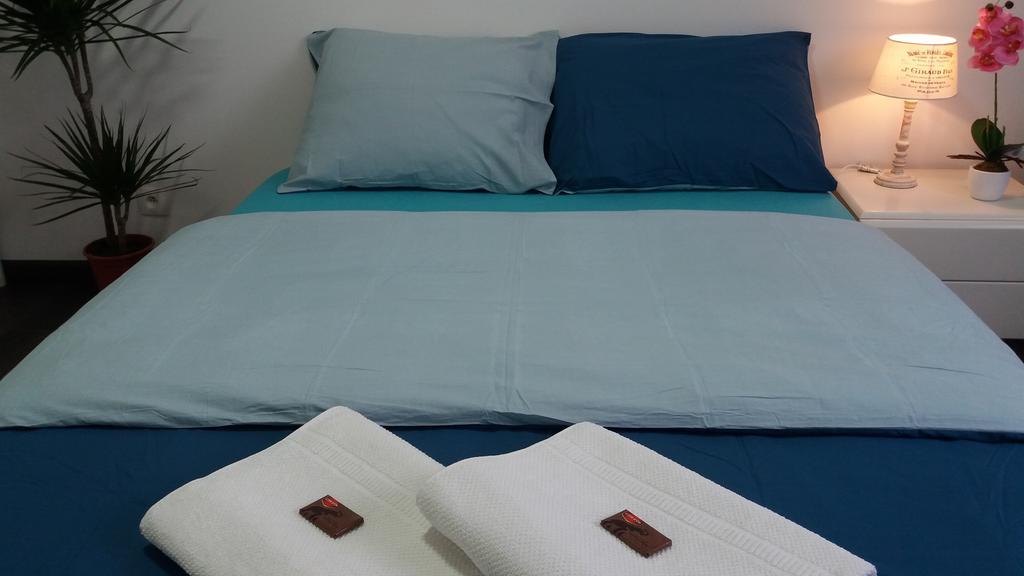 Apartment Square Ambiorix Eu Brussels