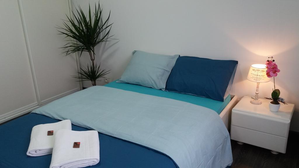 Apartment Square Ambiorix Eu Brussels