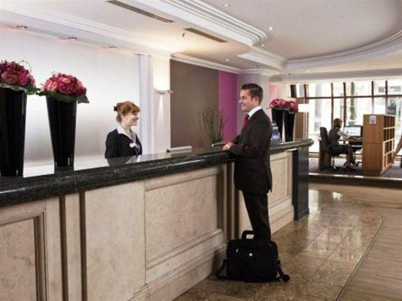 Pentahotel Brussels Centre 4*