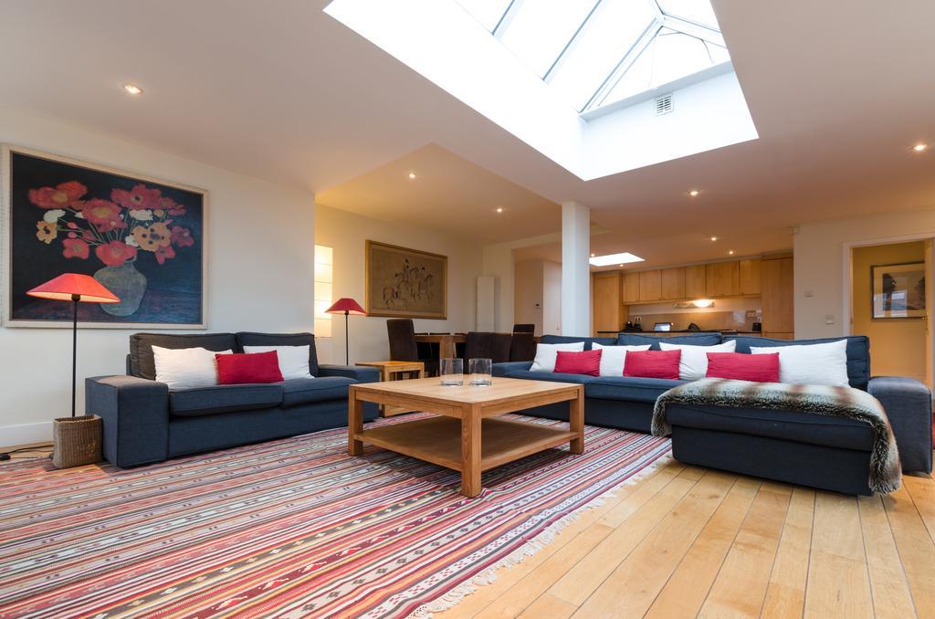 3 Bedroom Penthouse *