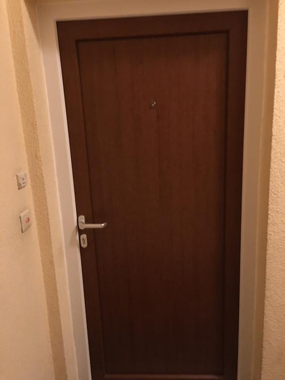 One-bedroom Near Atomium Apartment *