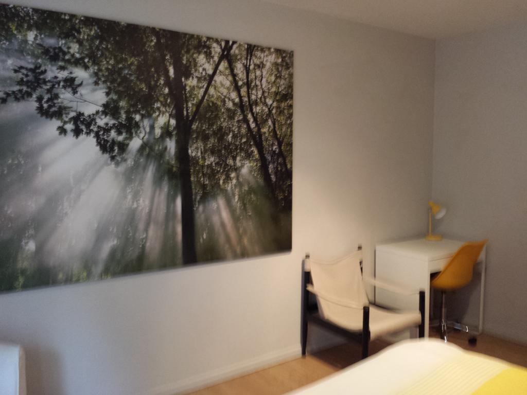 Central Yellow Apartment Apartment *