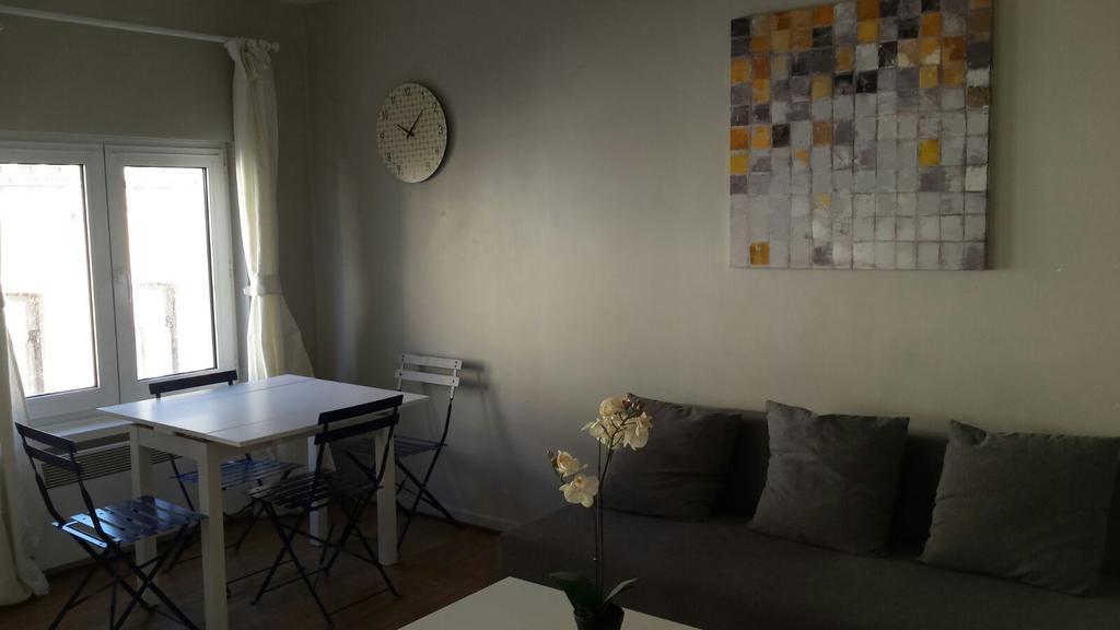 Central Yellow Apartment Brussels