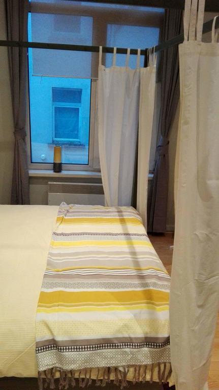 Apartamento Central Yellow Apartment